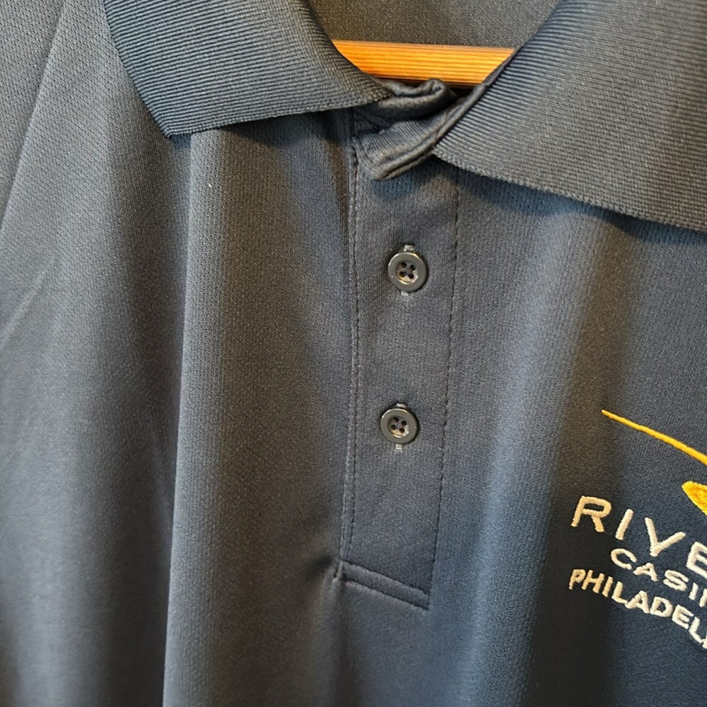 Rivers Casino Philadelphia Men's Navy Short Sleeve Golf Shirt - Picture 8 of 9
